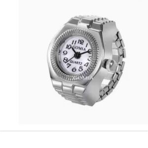 Silver Quartz Wearable Ring Watch Circular Dial Alloy